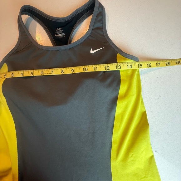 Nike Dri-FIT Women’s Gray Yellow Sleeveless Athletic Tank Top Size L - Picture 6 of 10